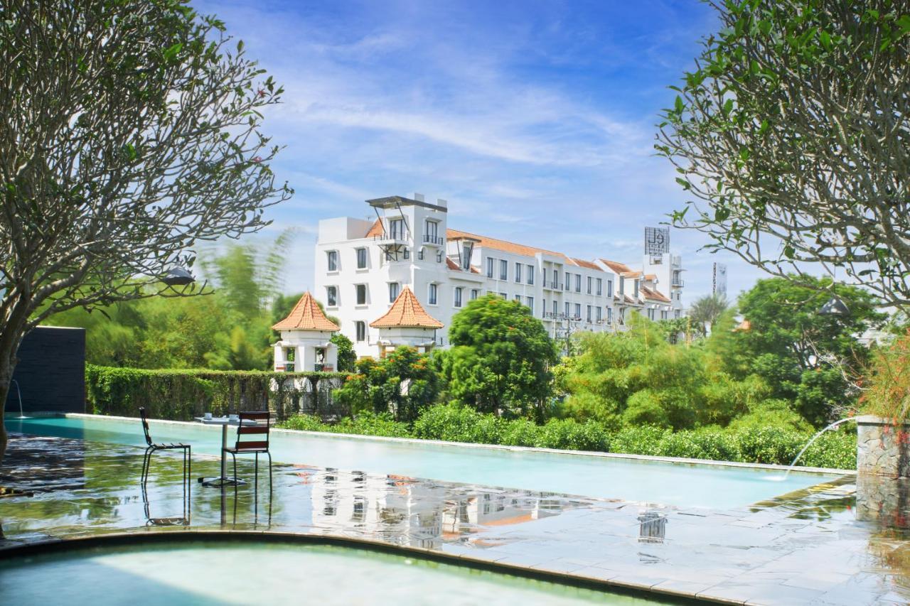 El Hotel Malang Exteriér fotografie